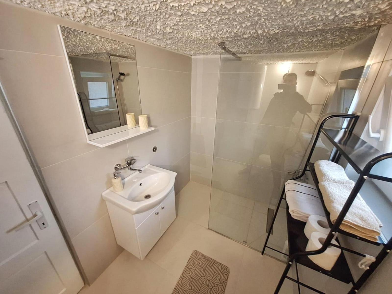 Fly & Stay Apartments Laktaši Zewnętrze zdjęcie