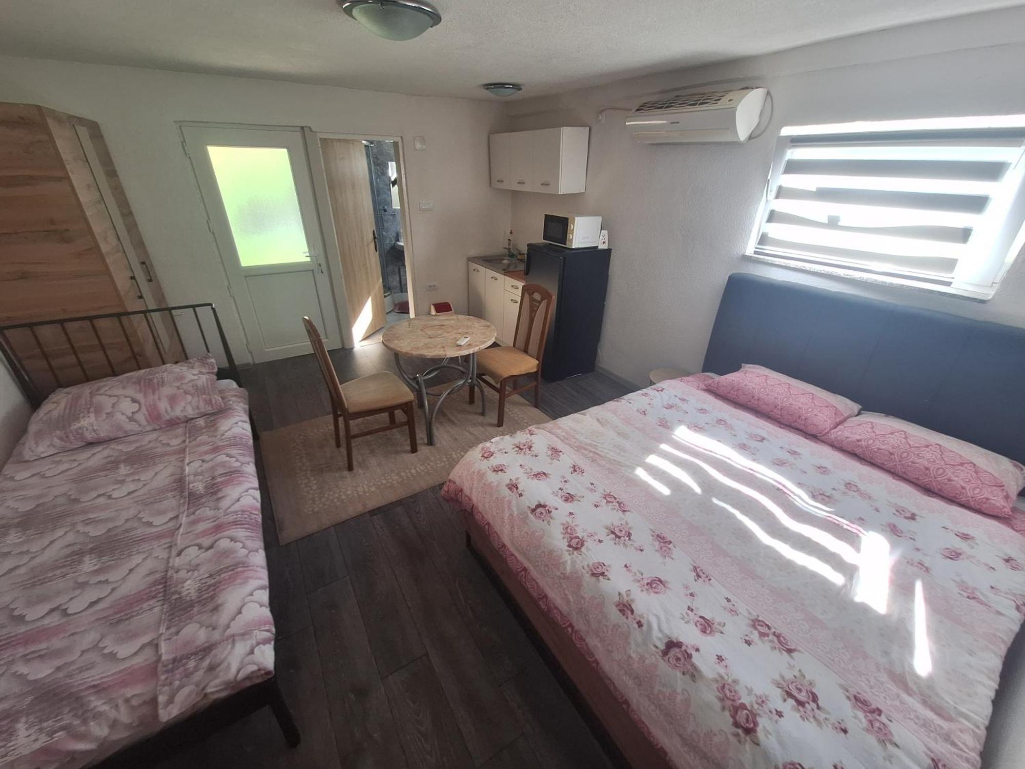 Fly & Stay Apartments Laktaši Zewnętrze zdjęcie